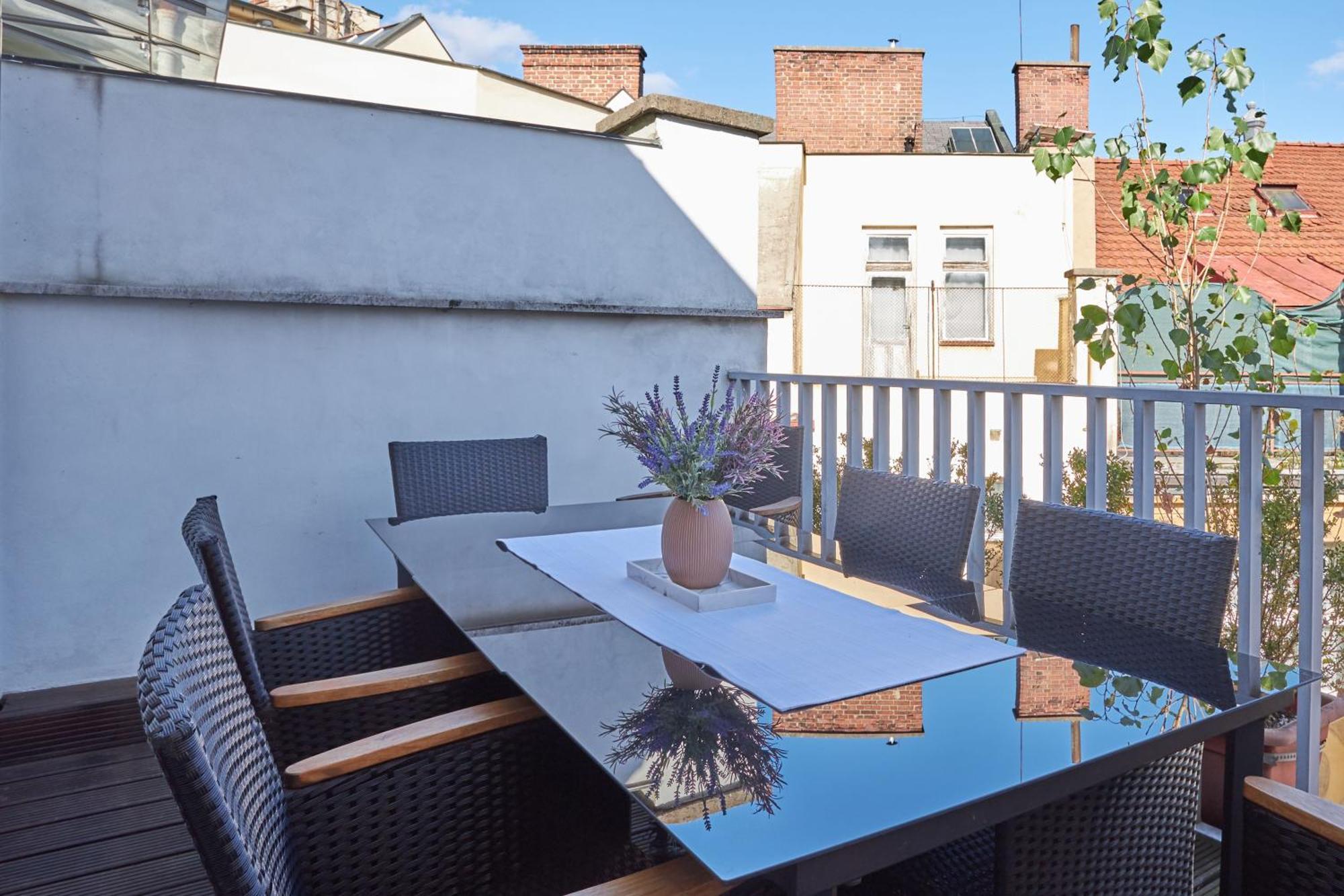 Zatecka - Terrace Residence In The Old Town ปราก ภายนอก รูปภาพ